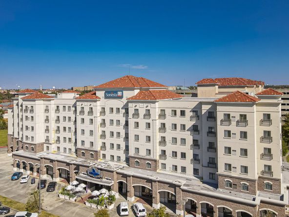 Staybridge Suites: 4001 Nicholson Dr, Baton Rouge, LA 70808